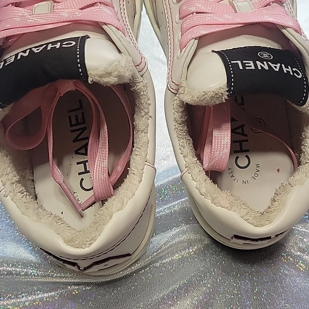 Chanel 21P Calfskin Leather White Low-top Sneakers Trainers Sz:35.5 Pink Spatter - Picture 9 of 15